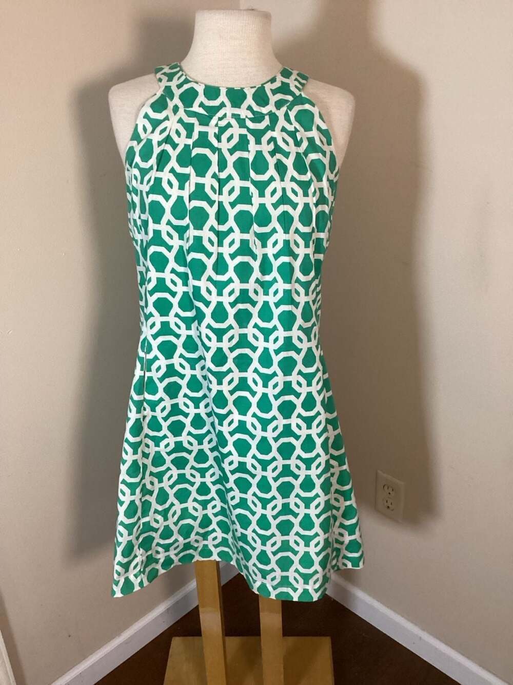 Dizzy Lizzy Green and White Geometric Print Sleeveless Dress Size M